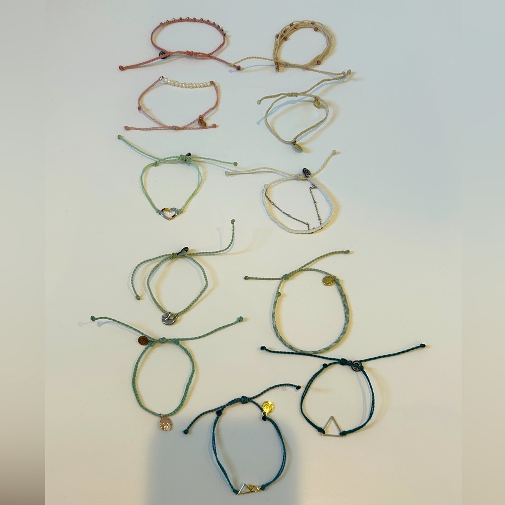Bundle of 11 Pura Vida Bracelets! NWOT!